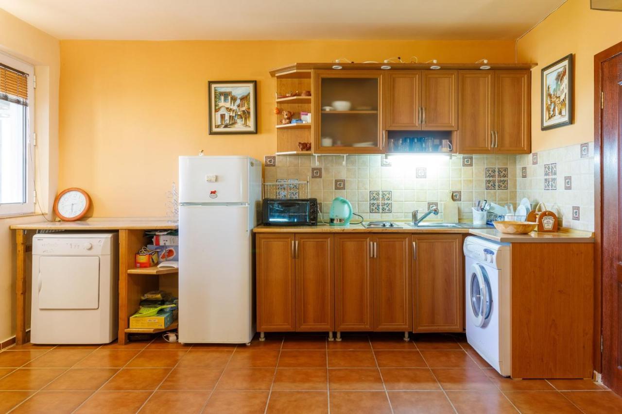 Casa Del Mar Apartments ซันนีบีช ภายนอก รูปภาพ