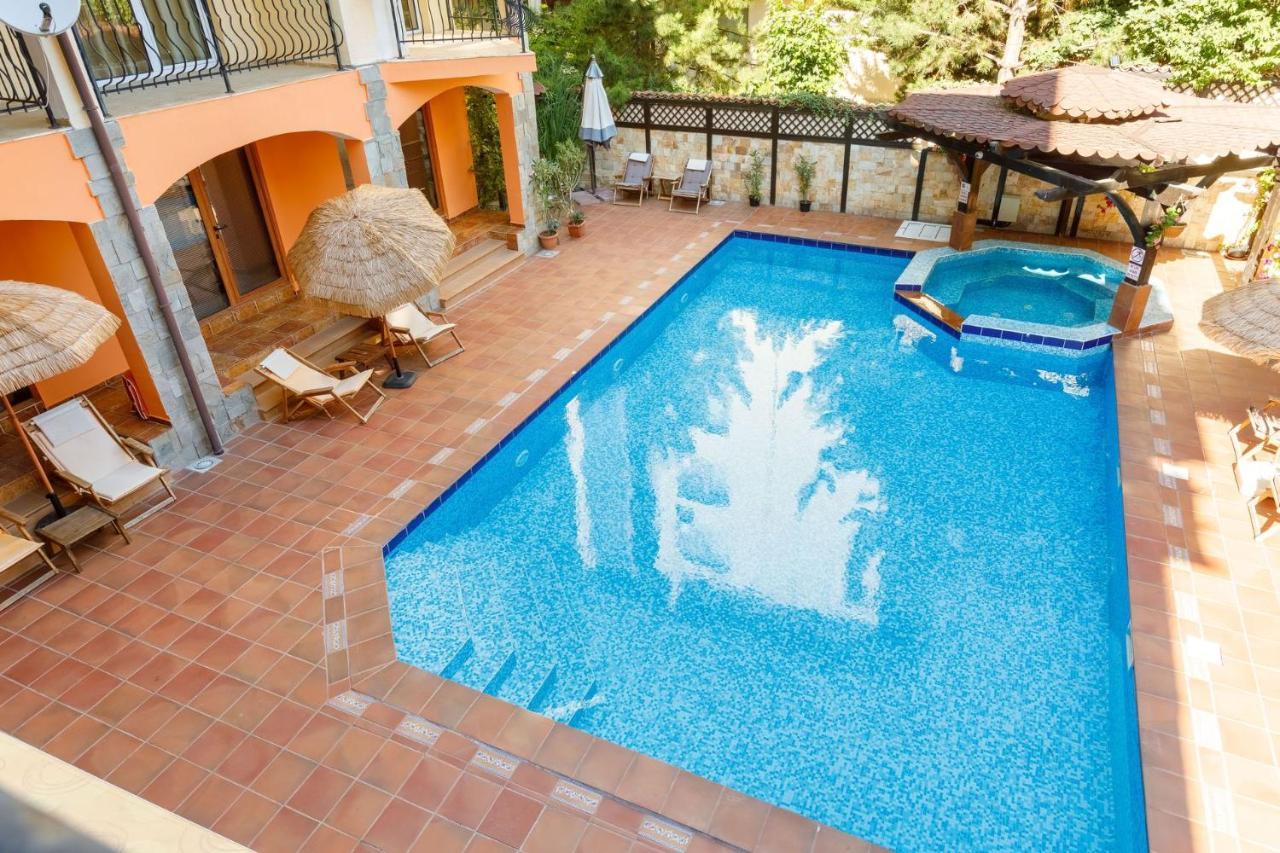 Casa Del Mar Apartments ซันนีบีช ภายนอก รูปภาพ
