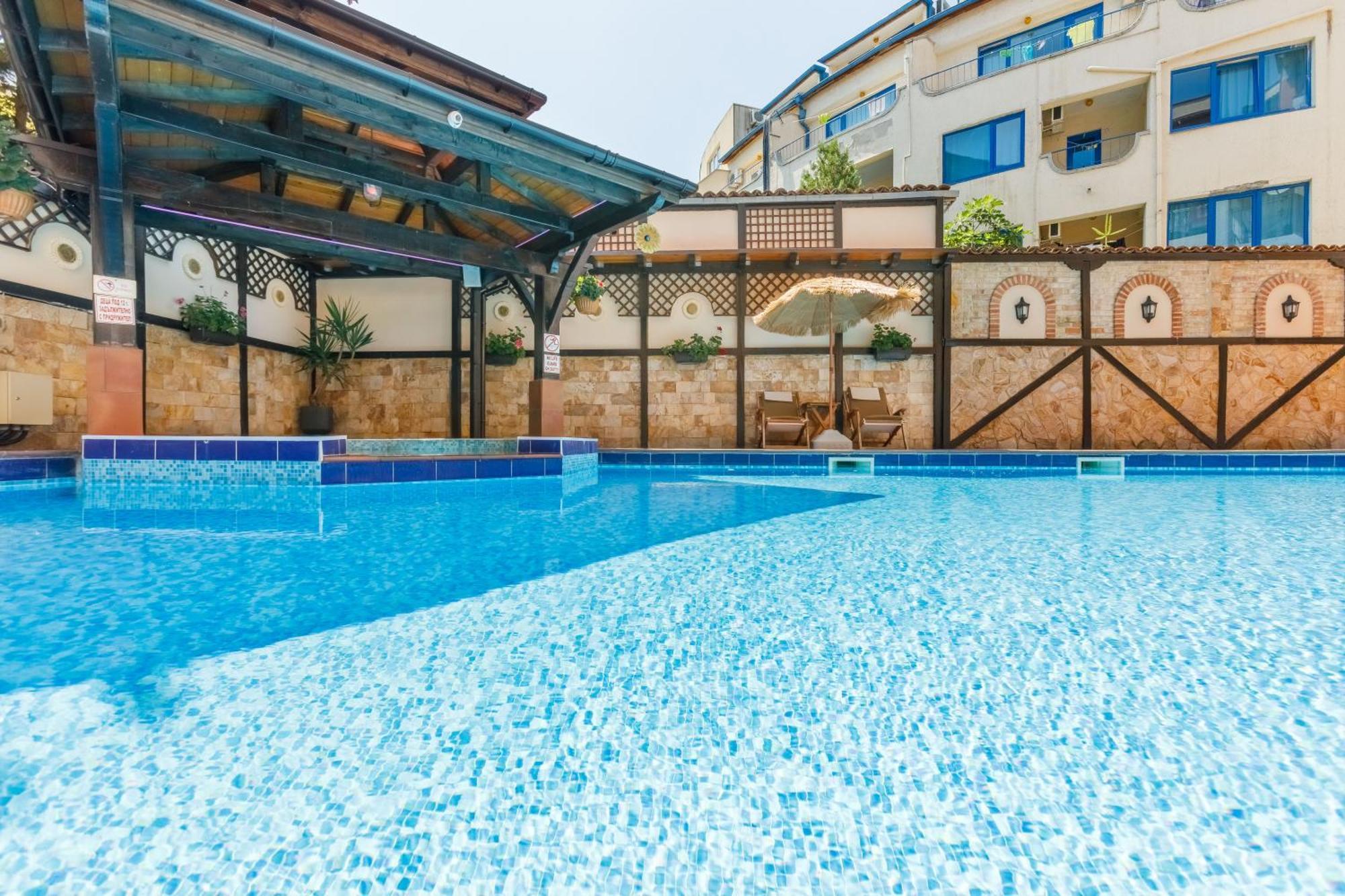 Casa Del Mar Apartments ซันนีบีช ภายนอก รูปภาพ