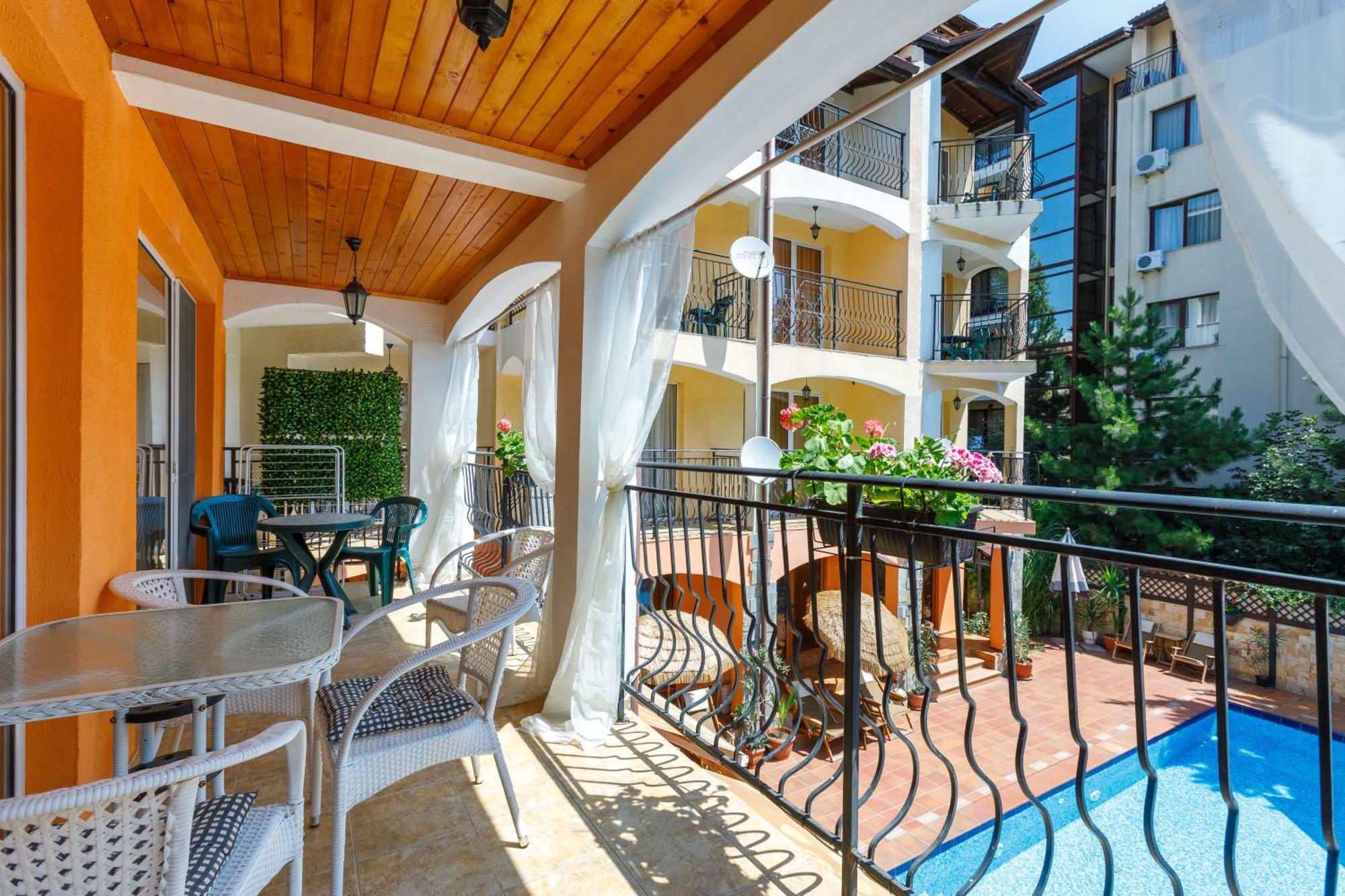 Casa Del Mar Apartments ซันนีบีช ภายนอก รูปภาพ