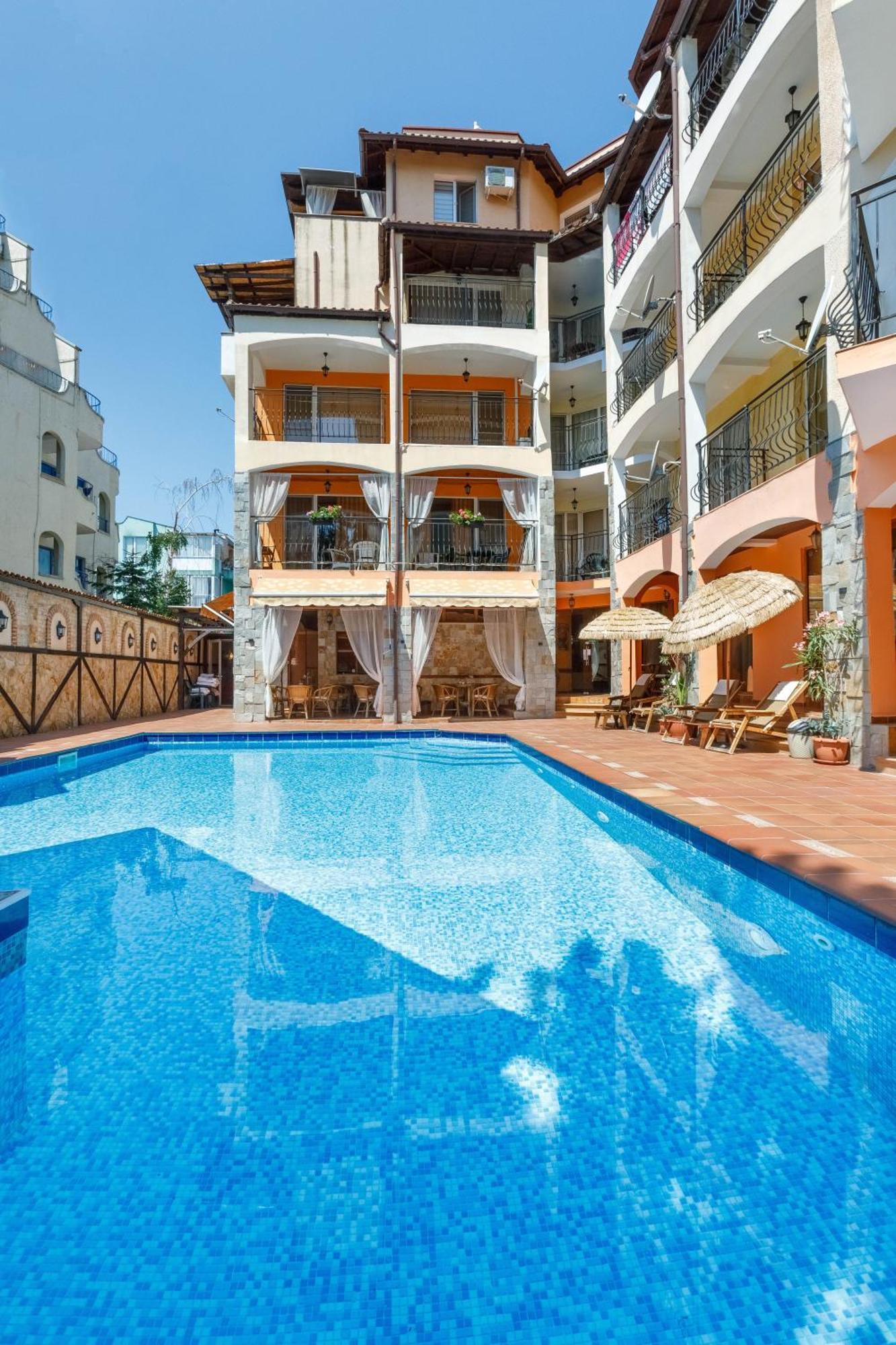 Casa Del Mar Apartments ซันนีบีช ภายนอก รูปภาพ